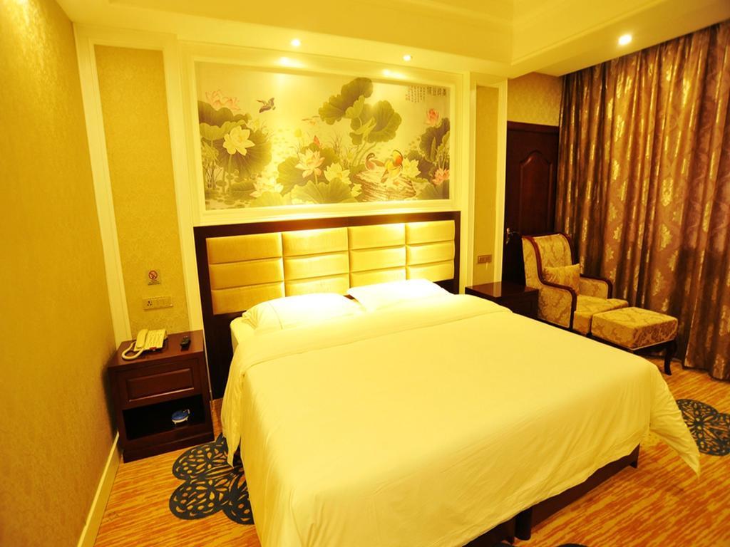 יאנג שואו New West Street Hotel - Grand Wing חדר תמונה