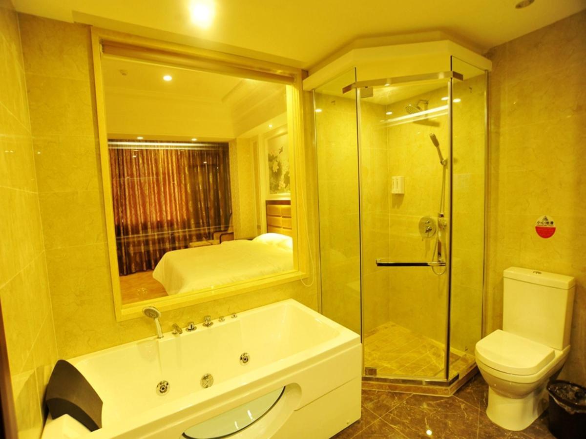 יאנג שואו New West Street Hotel - Grand Wing חדר תמונה