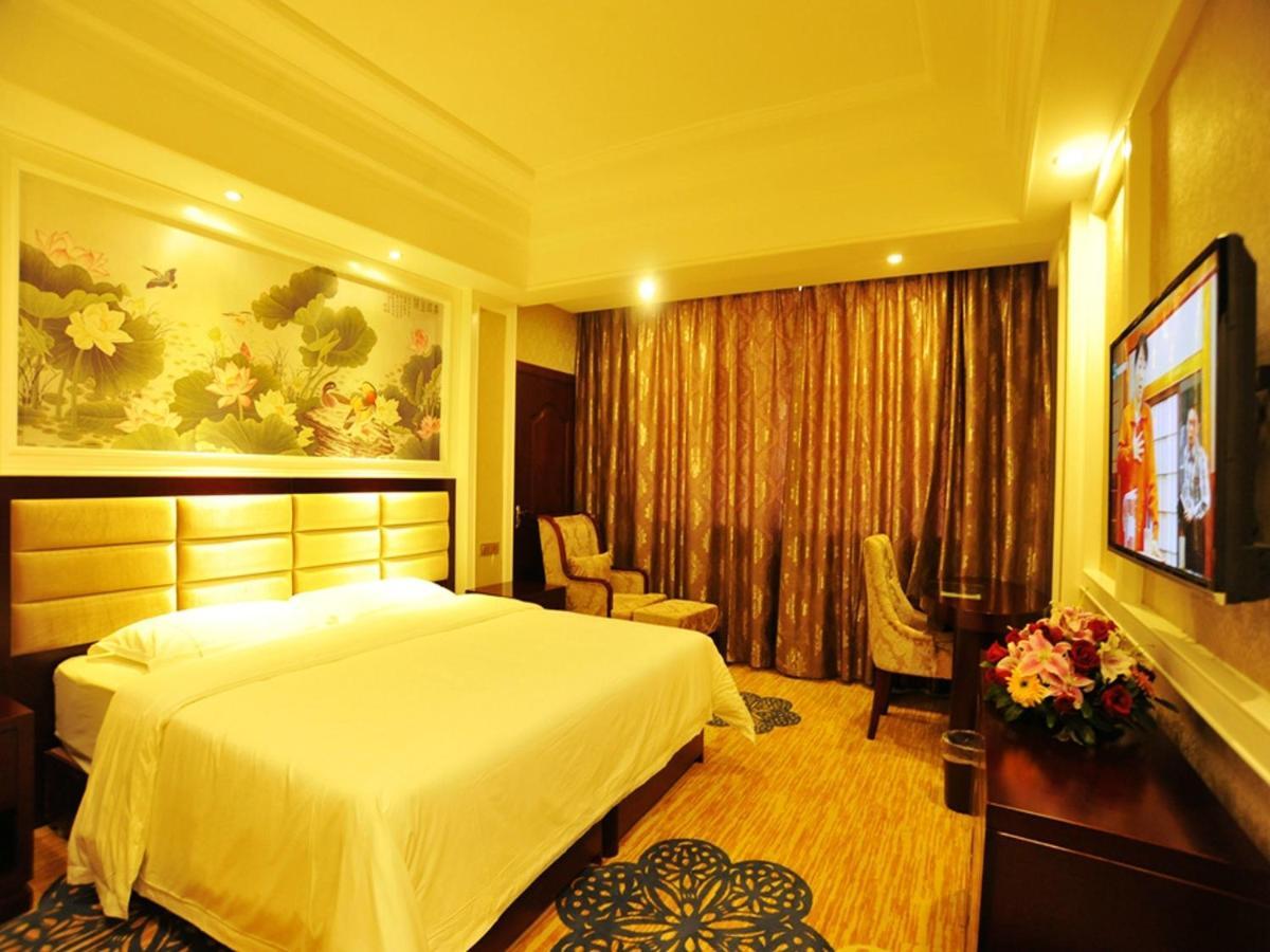 יאנג שואו New West Street Hotel - Grand Wing חדר תמונה