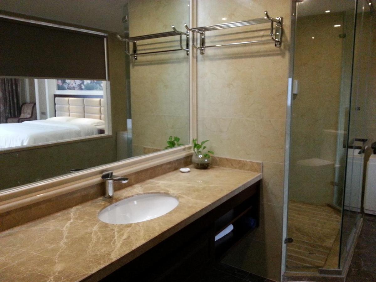 יאנג שואו New West Street Hotel - Grand Wing מראה חיצוני תמונה